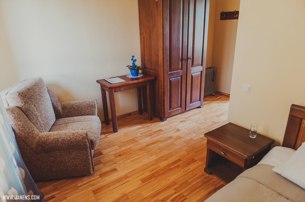 Rudzupukes Hotel Svente Luaran gambar