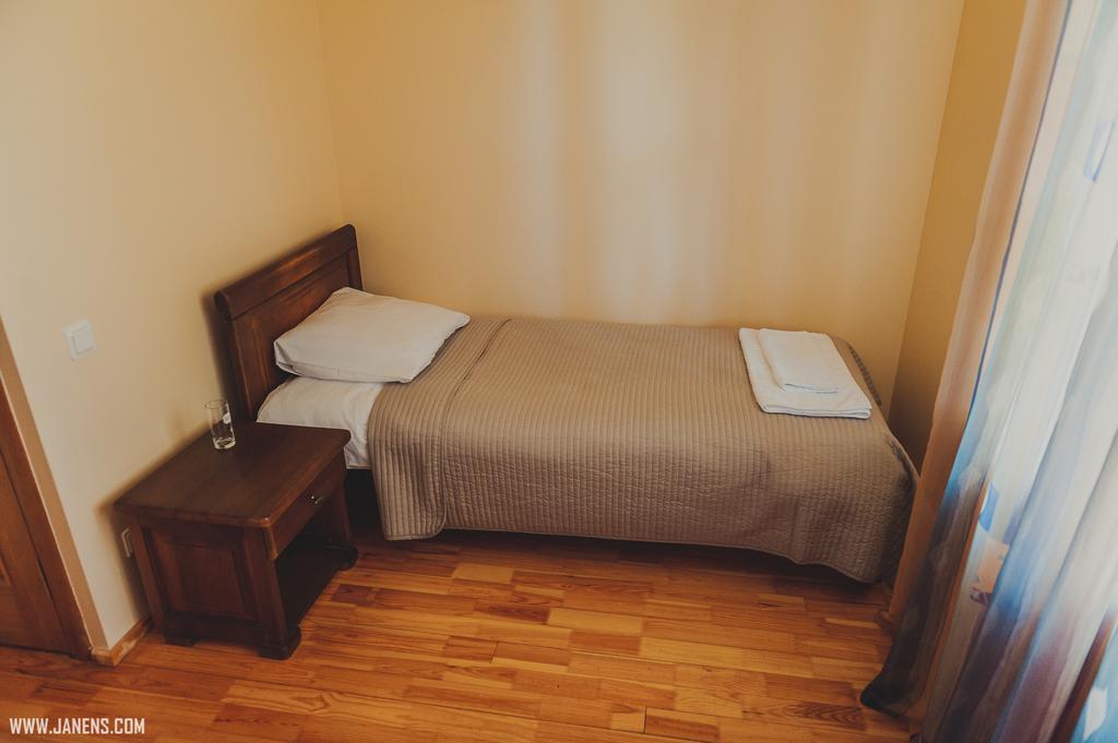 Rudzupukes Hotel Svente Luaran gambar
