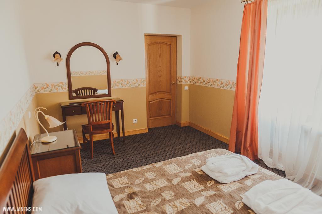 Rudzupukes Hotel Svente Luaran gambar