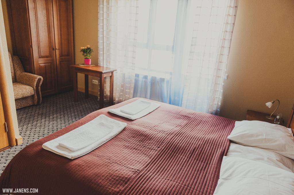 Rudzupukes Hotel Svente Luaran gambar