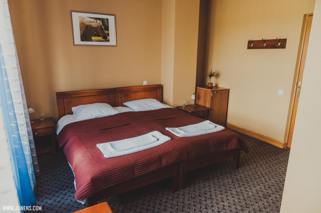 Rudzupukes Hotel Svente Luaran gambar